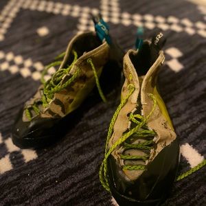 Scarpa Eco Mid Climbing Shoe